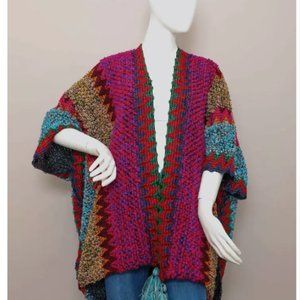 womans  magenta Ruana